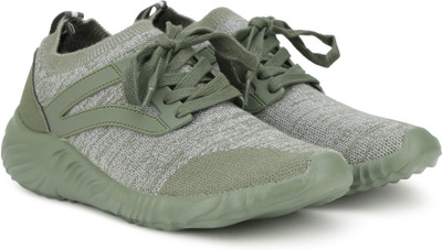 

United Colors of Benetton Sneakers For Men(Olive, 902