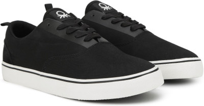 

United Colors of Benetton Sneakers For Men(Black, 901
