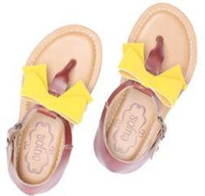 

Cujos Girls Buckle Flats(Yellow