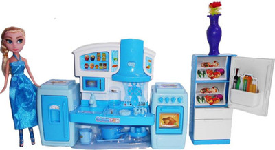 

Montez Musical Dream kitchen with Princess Doll and Accessories