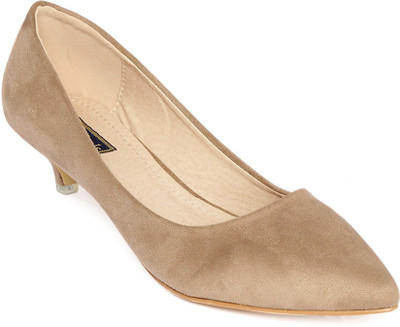 

Flat n Heels Women Beige Heels