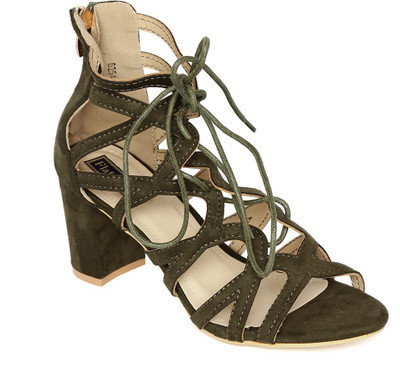

Flat n Heels Women Green Heels