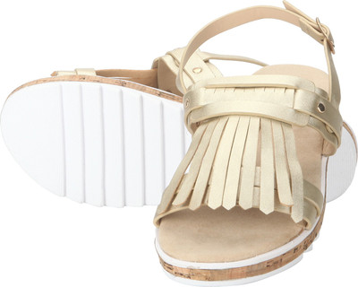 

Estatos Women Gold Flats