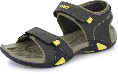 

TOUCHWOOD Men Green/Yellow Sports Sandals