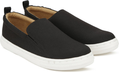 

Miss CL By Carlton London Miss CL Slip on Sneakers For Women(Black