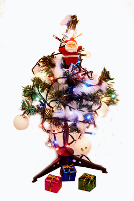 

Indigo Creatives Beautiful White Christmas theme Desktop 12" Tree with Rice Lights and Decoration 102 Tree Skirt Pack of 7