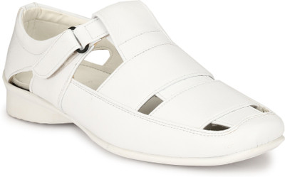 

RM Shoppers Men White Casual