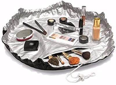 

Smartcraft Cosmetic Pouch(Black, Silver), Multicolor