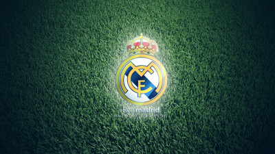 

KumkumArts Real Madrid Poster 12 x 18 Inch HD Quality Material Gloss Paper. Paper Print(18 inch X 12 inch, Rolled)