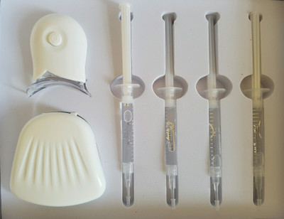 

Pearly Smiles 654321 Teeth Whitening Kit