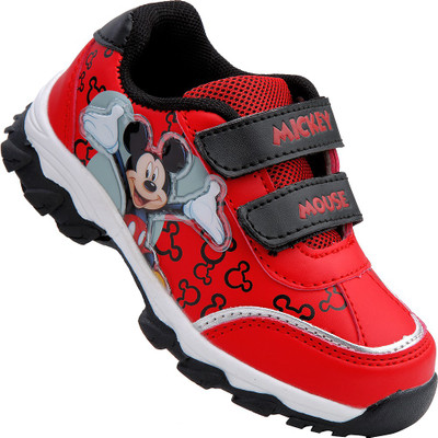 

Disney Boys, Red