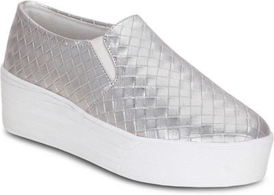 Kielz Silver-Women-Slip-On-Sneakers Sneakers For Women(Silver
