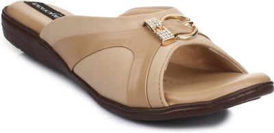 

VAYONAA Women Beige Flats