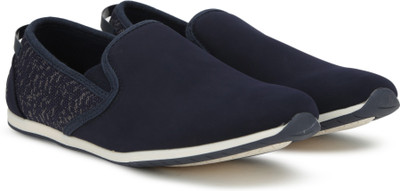

United Colors of Benetton Casual For Men(Blue, 904