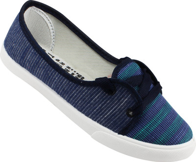 

Claptrap Casuals For Women(Multicolor, Sea-green