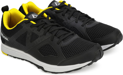 reebok men black training shoes
