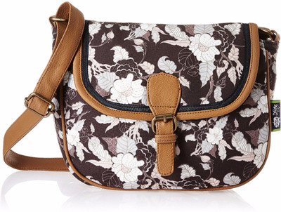 

Kanvas Katha Women Casual Tan Canvas Sling Bag