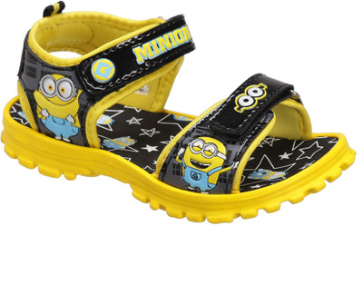 

Minions Boys Velcro Sports Sandals(Black, Black/yellow