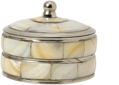 

Skywalk No HAND CRAFTED METAL BRASS PILL BOX WITH SHELL MOTHER OF PEARL,BRASS JEWELLERY BOX, COLLECTIBLE ART,PERFECT FOR HOME DECORATION AND GIFTING Pill Box(White)
