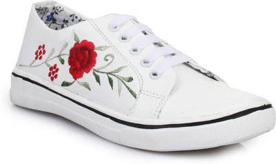 

VAYONAA Sneakers For Women(White, 02;white