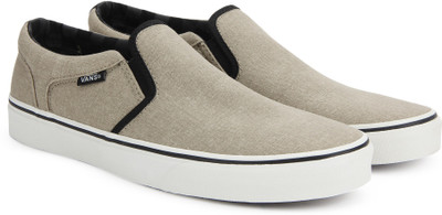 

Vans ASHER Slip On For Men(Beige, Black, (washed canvas) cornstalk