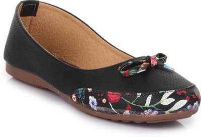 

Moonwalk oskav353blk-39 Bellies For Women(Multicolor, Black