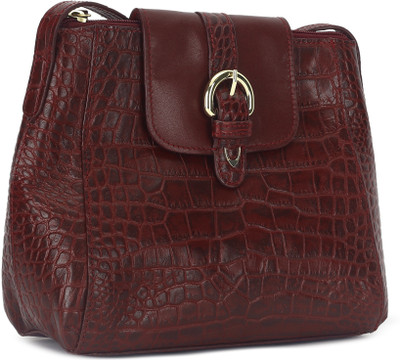 

Hidesign Women Formal Maroon Genuine Leather Sling Bag