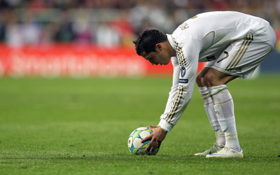 

Christiano Ronaldo Wall Poster PWRGVALPHAPOS322 Paper Print(18 inch X 12 inch, Rolled)
