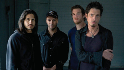 

AudioSlave Wall Poster PWRGVALPHAPOS2698 Paper Print(18 inch X 12 inch, Rolled)