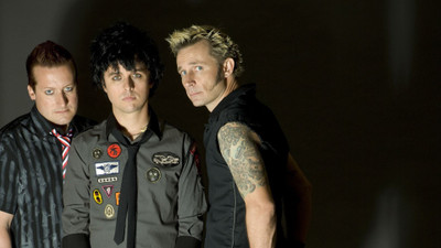 Green Day Wall Poster PWRGVALPHAPOS2391 Paper Print(18 inch X 12 inch, Rolled)