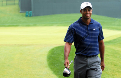 

Tiger Woods Wall Poster PWRGVALPHAPOS491 Paper Print(18 inch X 12 inch, Rolled)