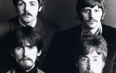 

The Beatles Wall Poster PWRGVALPHAPOS102 Paper Print(18 inch X 12 inch, Rolled)
