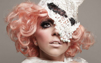 

Lady Gaga Wall Poster PWRGVALPHAPOS1858 Paper Print(18 inch X 12 inch, Rolled)