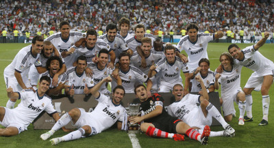 

Real Madrid Wall Poster PWRGVALPHAPOS375 Paper Print(18 inch X 12 inch, Rolled)
