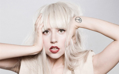 

Lady Gaga Wall Poster PWRGVALPHAPOS2124 Paper Print(18 inch X 12 inch, Rolled)