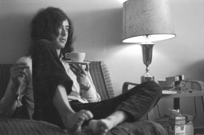 

Led Zeppelin Wall Poster PWRGVALPHAPOS2375 Paper Print(18 inch X 12 inch, Rolled)