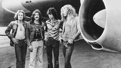 

Led Zeppelin Wall Poster PWRGVALPHAPOS2371 Paper Print(18 inch X 12 inch, Rolled)