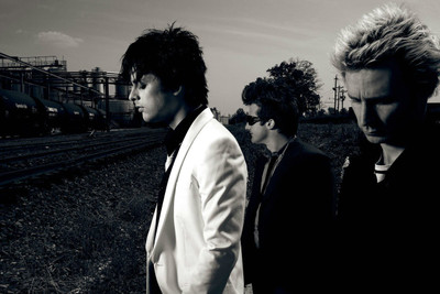

Green Day Wall Poster PWRGVALPHAPOS2407 Paper Print(18 inch X 12 inch, Rolled)