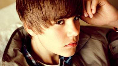 

Justin Bieber Wall Poster PWRGVALPHAPOS453 Paper Print(18 inch X 12 inch, Rolled)
