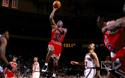 

Michael Jordan Wall Poster PWRGVALPHAPOS699 Paper Print(18 inch X 12 inch, Rolled)