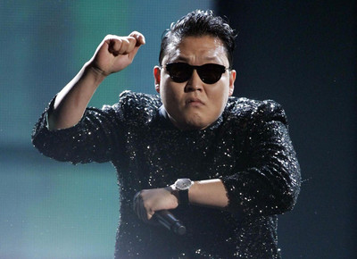 

PSY Wall Poster PWRGVALPHAPOS2700 Paper Print(18 inch X 12 inch, Rolled)
