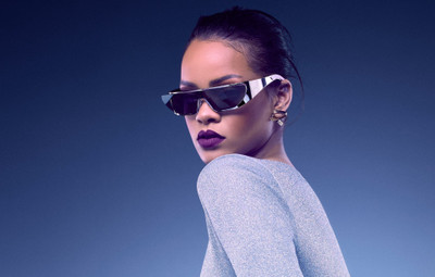 

Rihanna Wall Poster PWRGVALPHAPOS1242 Paper Print(18 inch X 12 inch, Rolled)