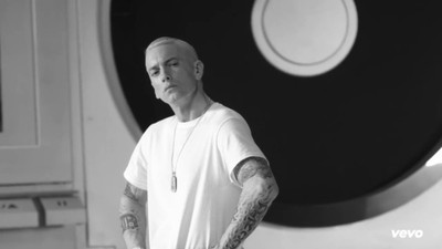 

Eminem Wall Poster PWRGVALPHAPOS955 Paper Print(18 inch X 12 inch, Rolled)