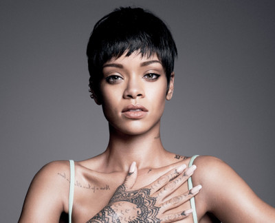 

Rihanna Wall Poster PWRGVALPHAPOS1241 Paper Print(18 inch X 12 inch, Rolled)