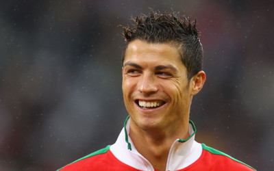 

Christiano Ronaldo Wall Poster PWRGVALPHAPOS316 Paper Print(18 inch X 12 inch, Rolled)