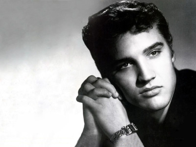 

Elvis Presley Wall Poster PWRGVALPHAPOS2198 Paper Print(18 inch X 12 inch, Rolled)
