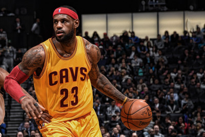

Lebron James Wall Poster PWRGVALPHAPOS648 Paper Print(18 inch X 12 inch, Rolled)