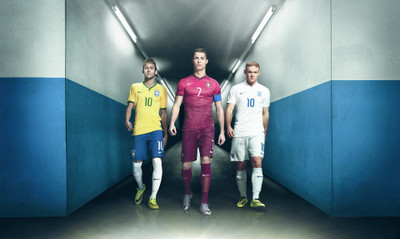 

Christiano Ronaldo Wall Poster PWRGVALPHAPOS354 Paper Print(18 inch X 12 inch, Rolled)