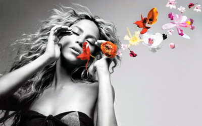 

Shakira Wall Poster PWRGVALPHAPOS1415 Paper Print(18 inch X 12 inch, Rolled)