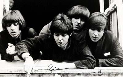 

The Beatles Wall Poster PWRGVALPHAPOS163 Paper Print(18 inch X 12 inch, Rolled)
